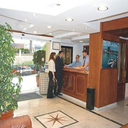 Apartamentos Mediterraneo Marbella Exterior foto